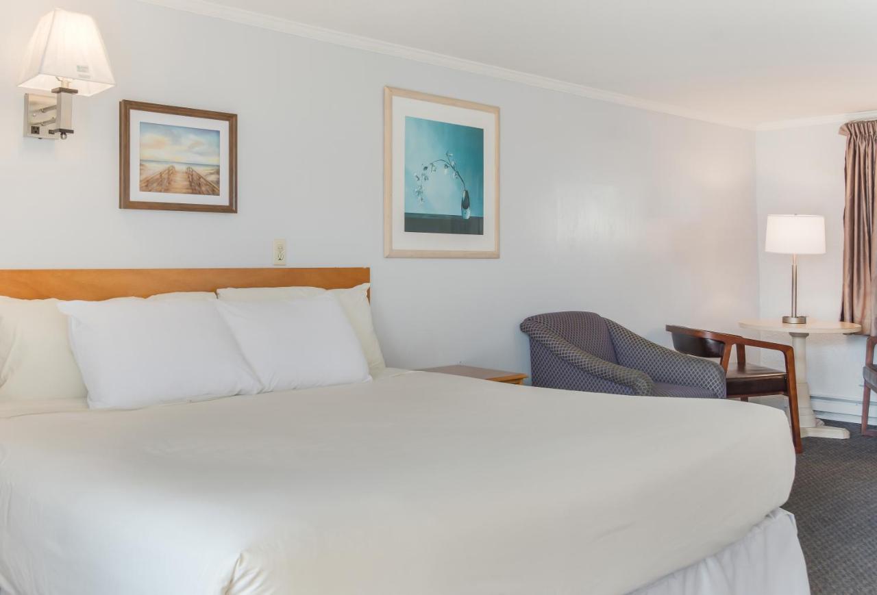 America'S Best Value Inn & Suites/Hyannis Εξωτερικό φωτογραφία