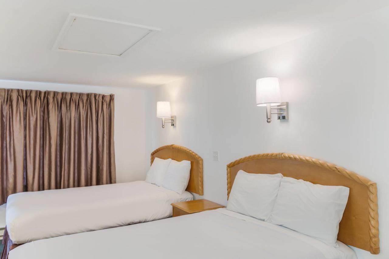 America'S Best Value Inn & Suites/Hyannis Εξωτερικό φωτογραφία