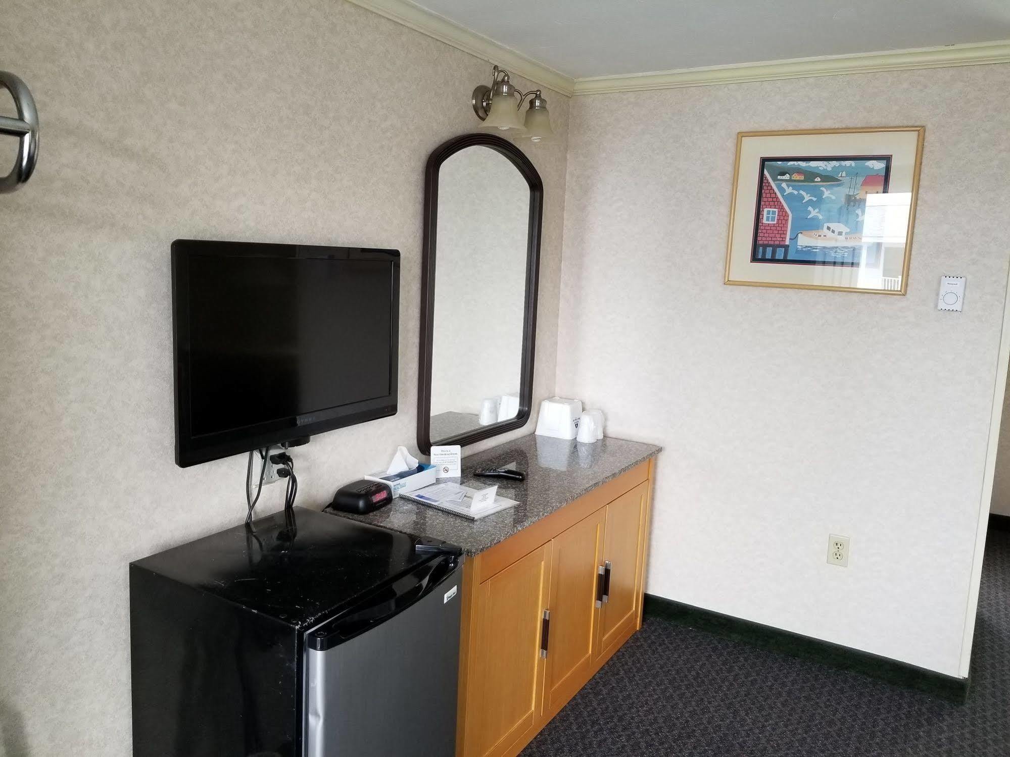 America'S Best Value Inn & Suites/Hyannis Εξωτερικό φωτογραφία